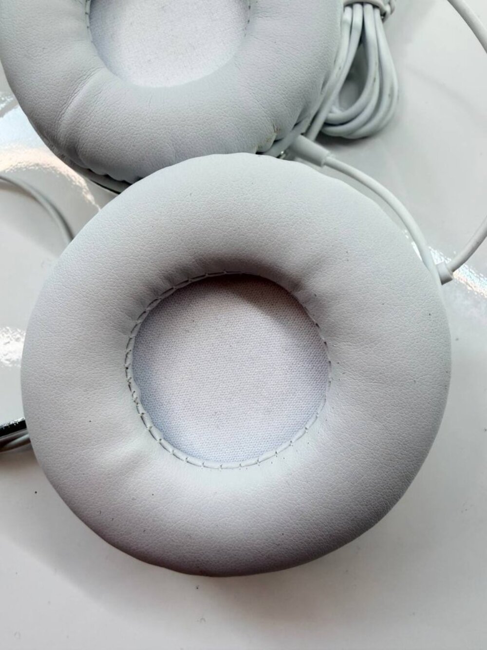 Swarovski FW17 Fashion Wired Headphones – Silver/White Luxury Edition - Picture 7 of 11